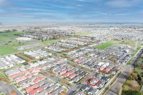 Photo of property in 53 Tarapiroe Avenue, Takanini, 2112