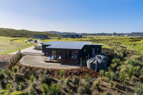 Photo of property in 15 Karamu Lane, Mangawhai, 0505