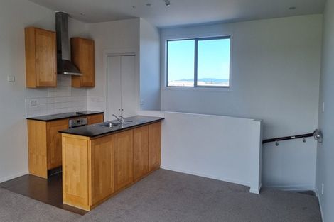 Photo of property in 1/63 Kestev Drive, Flat Bush, Auckland, 2016