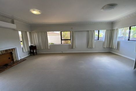 Photo of property in 48 Kitchener Road, Milford, Auckland, 0620