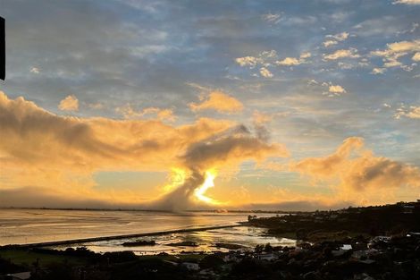 Photo of property in 64 Mount Pleasant Road, Mount Pleasant, Christchurch, 8081