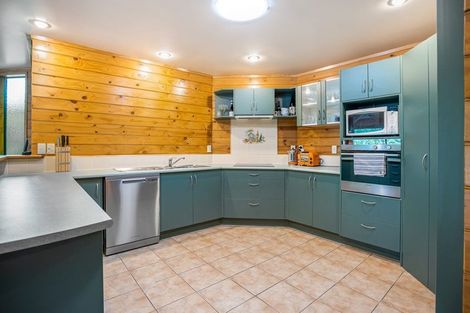 Photo of property in 73e Konini Road, Titirangi, Auckland, 0604
