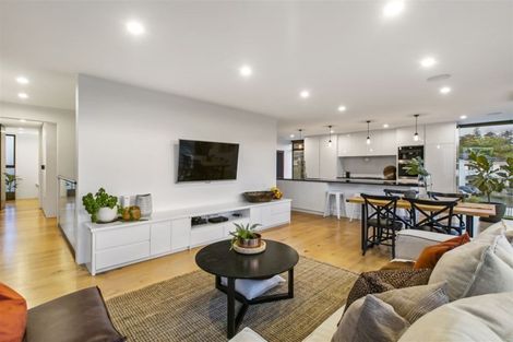 Photo of property in 317 Beach Road, Campbells Bay, Auckland, 0630