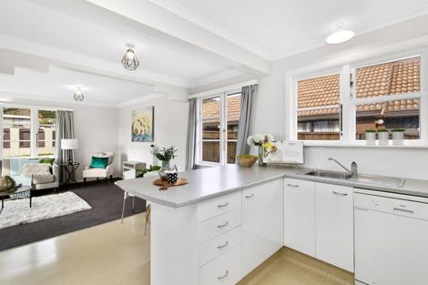 Photo of property in 360 Stokes Valley Road, Stokes Valley, Lower Hutt, 5019