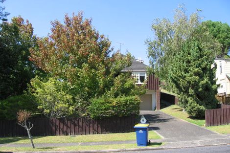 Photo of property in 16 Elmira Place, Browns Bay, Auckland, 0630