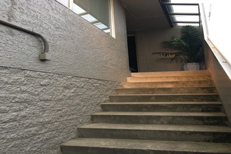 Photo of property in 2/220 Worcester Street, Christchurch Central, Christchurch, 8011