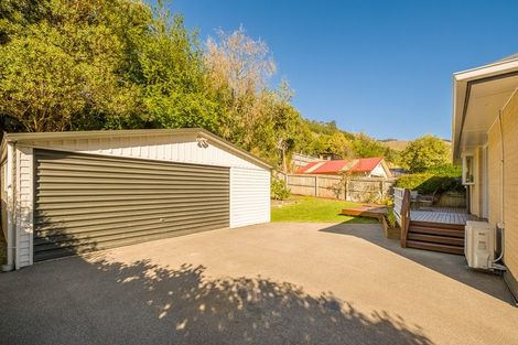 Photo of property in 107 Bowenvale Avenue, Cashmere, Christchurch, 8022