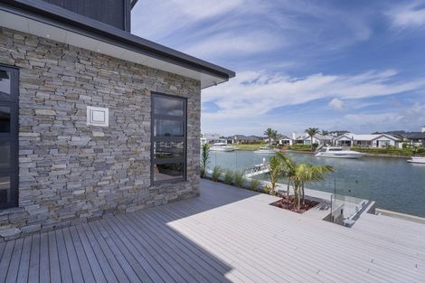 Photo of property in 33 Awatea Drive, Whitianga, 3510