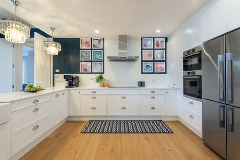 Photo of property in 2/214a Lake Road, Hauraki, Auckland, 0622