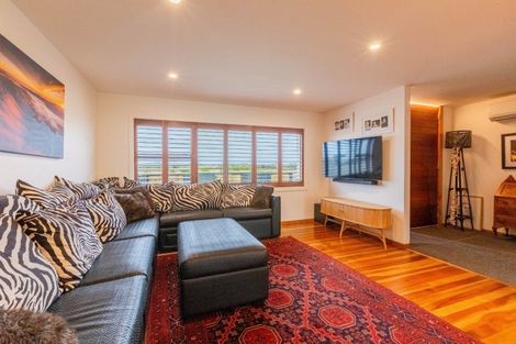 Photo of property in 62 Meeanee Quay, Westshore, Napier, 4110