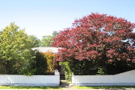 Photo of property in 1 Bannister Place, Ilam, Christchurch, 8053