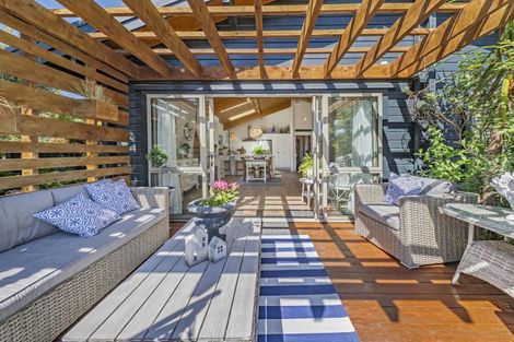 Photo of property in 11 Swindells Road, Waikuku Beach, 7473