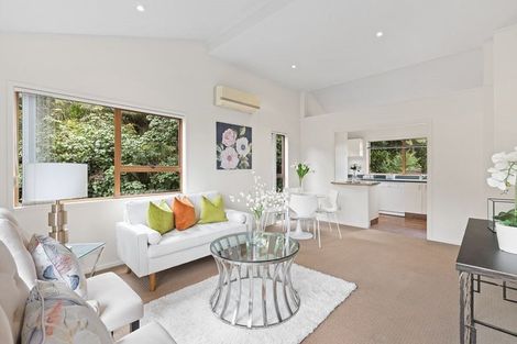 Photo of property in 1/807 East Coast Road, Northcross, Auckland, 0630