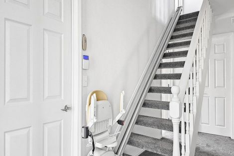 Photo of property in 8 Raukura Place, Koutu, Rotorua, 3010