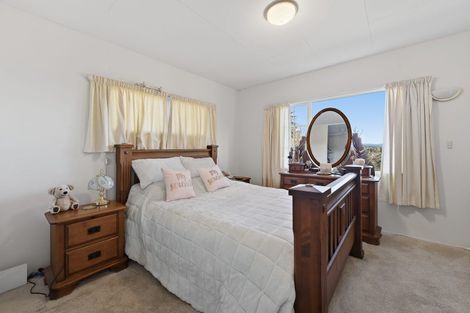 Photo of property in 9 Te Arawa Place, Welcome Bay, Tauranga, 3112