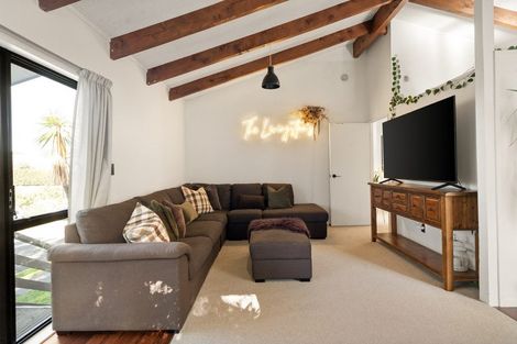 Photo of property in 1/32 Ranginui Road, Welcome Bay, Tauranga, 3112