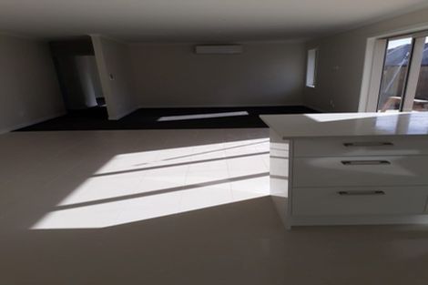 Photo of property in 7 Clifford Place, Amberley, 7410