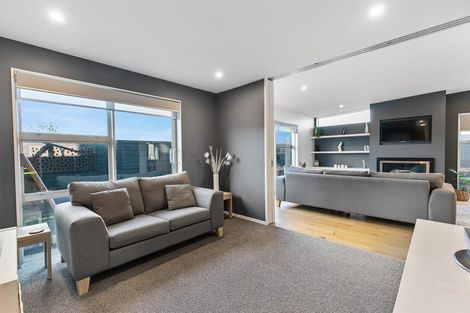 Photo of property in 4a Ross Crescent, Orewa, 0931