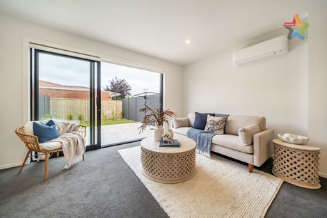 Photo of property in 71 Pipi Place, Levin, 5510