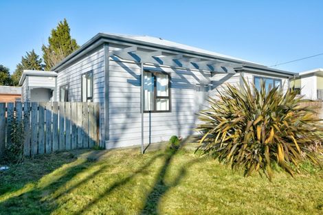 Photo of property in 8 Helena Street, Lumsden, 9730