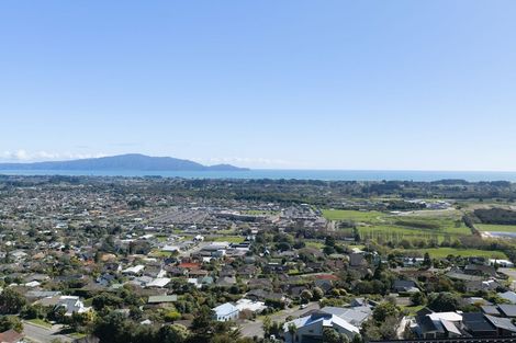 Photo of property in 32 Wilson Way, Waikanae, 5036