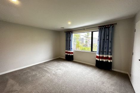 Photo of property in 42 Headland Drive, Long Bay, Auckland, 0630