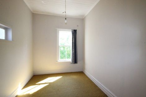 Photo of property in 8 Rolleston Street, Hokowhitu, Palmerston North, 4410