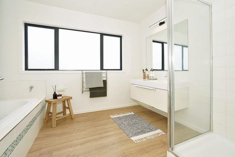 Photo of property in 94 Beerescourt Road, Beerescourt, Hamilton, 3200