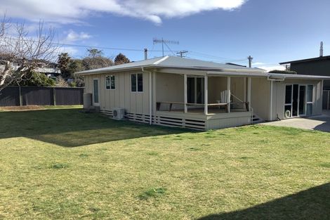 Photo of property in 9 Kowhai Road, Rainbow Point, Taupo, 3330