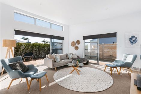 Photo of property in 2 Makura Drive, Papamoa Beach, Papamoa, 3118