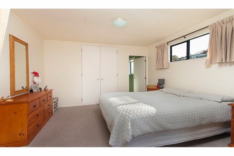 Photo of property in 4 Jenny Lane, Waiuku, 2123