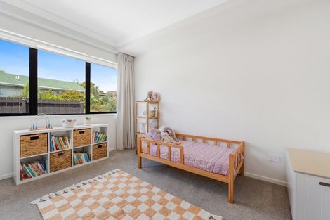 Photo of property in 16b Cairngorm Place, Highland Park, Auckland, 2010