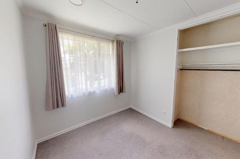 Photo of property in 17 Egmont Place, Westbrook, Palmerston North, 4412