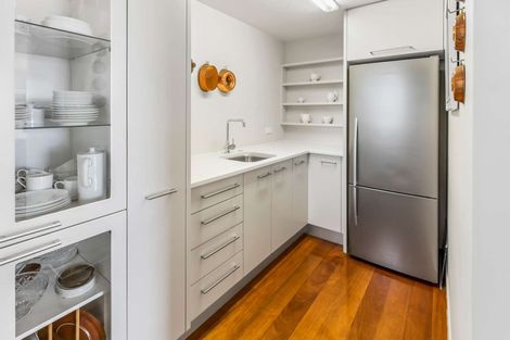 Photo of property in 2c Hinewa Road, Otumoetai, Tauranga, 3110