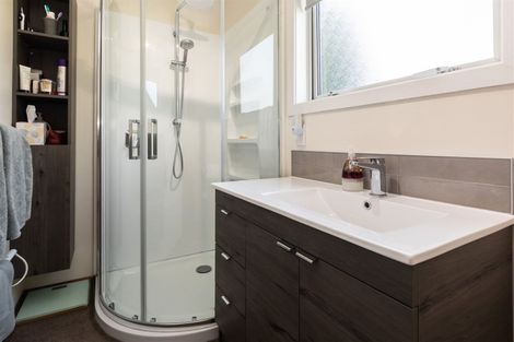 Photo of property in 1a Ludecke Place, Sockburn, Christchurch, 8042