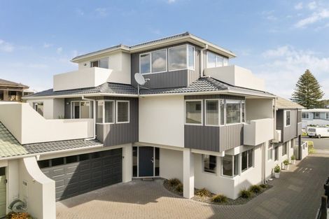 Photo of property in 7b Victoria Road, Mount Maunganui, 3116