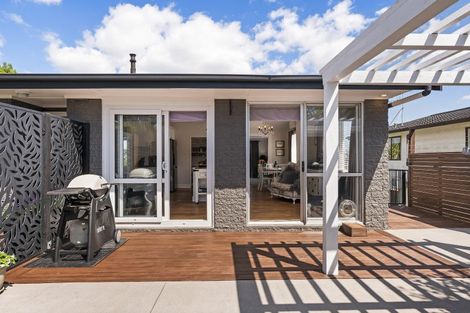 Photo of property in 28 Sunny Bay Road, Matua, Tauranga, 3110