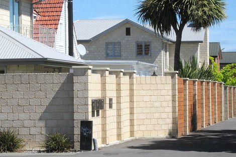 Photo of property in 133 Memorial Avenue, Burnside, Christchurch, 8053