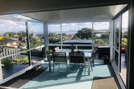 Photo of property in 3/64 Hattaway Avenue, Bucklands Beach, Auckland, 2012