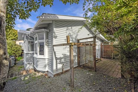 Photo of property in 76 Waimea Road, Nelson South, Nelson, 7010