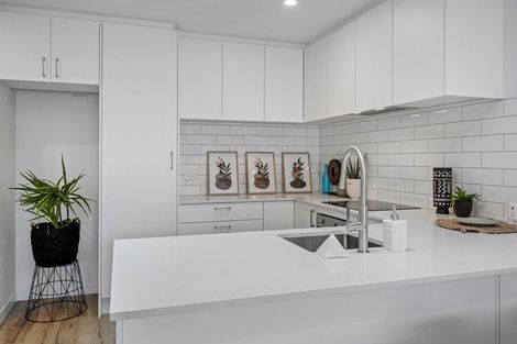 Photo of property in 6 Avonhead Road, Avonhead, Christchurch, 8042