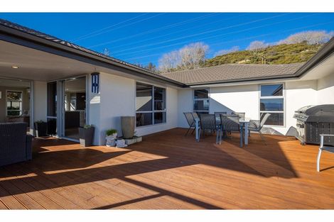 Photo of property in 9 Berkshire Place, Stoke, Nelson, 7011