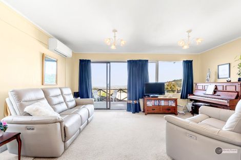 Photo of property in 66b Major Drive, Kelson, Lower Hutt, 5010