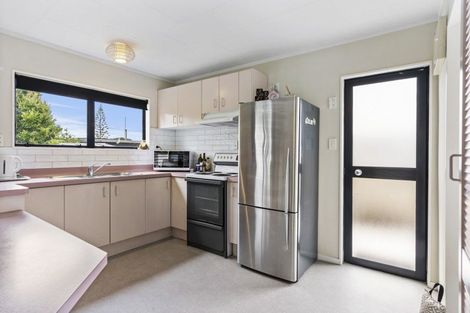 Photo of property in 104b Linton Crescent, Whangamata, 3620