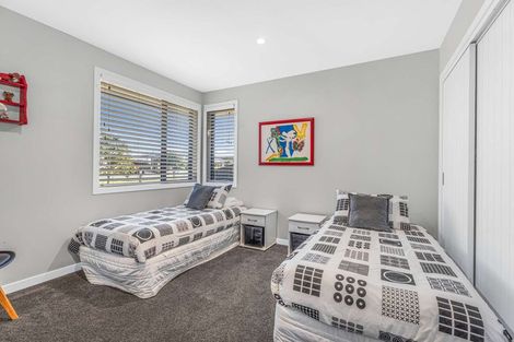 Photo of property in 102 Kupe Drive, Whitianga, 3510