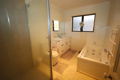 Photo of property in 4 Wharepaina Crescent, Springfield, Rotorua, 3015