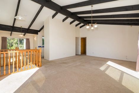 Photo of property in 22 Nor'east Drive, Northcross, Auckland, 0632