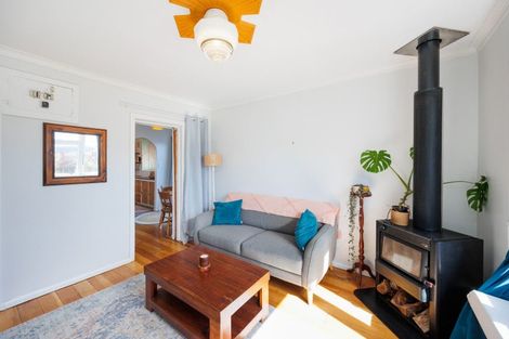 Photo of property in 16 Chrystal Street, Foxton Beach, Foxton, 4815