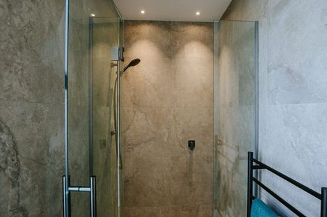 Photo of property in 13 Fern Burn Close, Wanaka, 9305