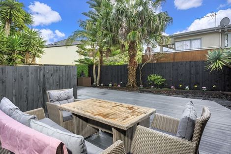 Photo of property in 3/17 Matata Street, Blockhouse Bay, Auckland, 0600